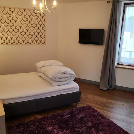 Renovated House With 4 Private *