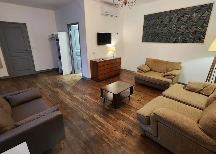 Renovated House With 4 Private 度假居 *